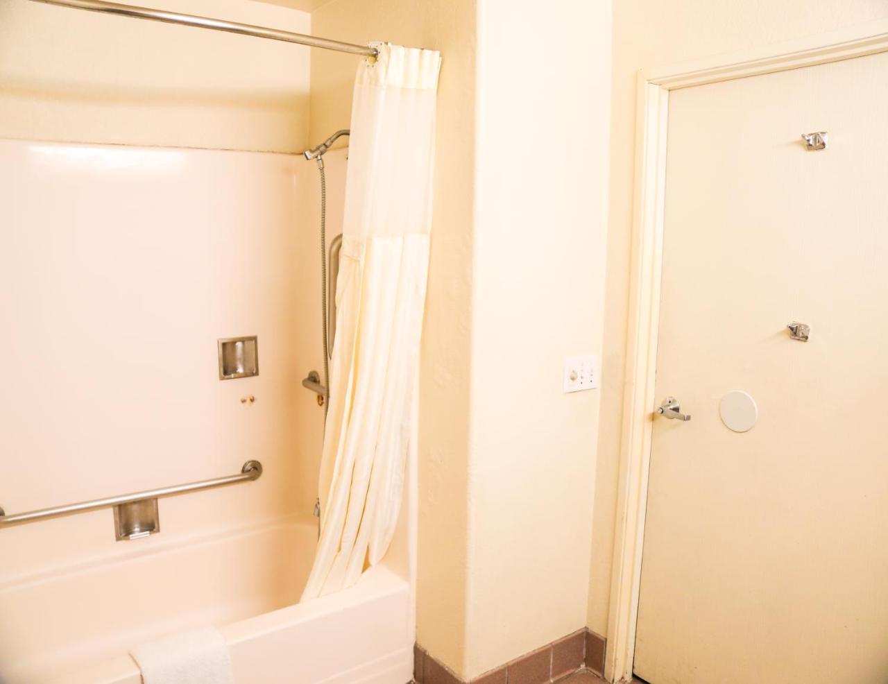 Budget Inn Финикс Екстериор снимка